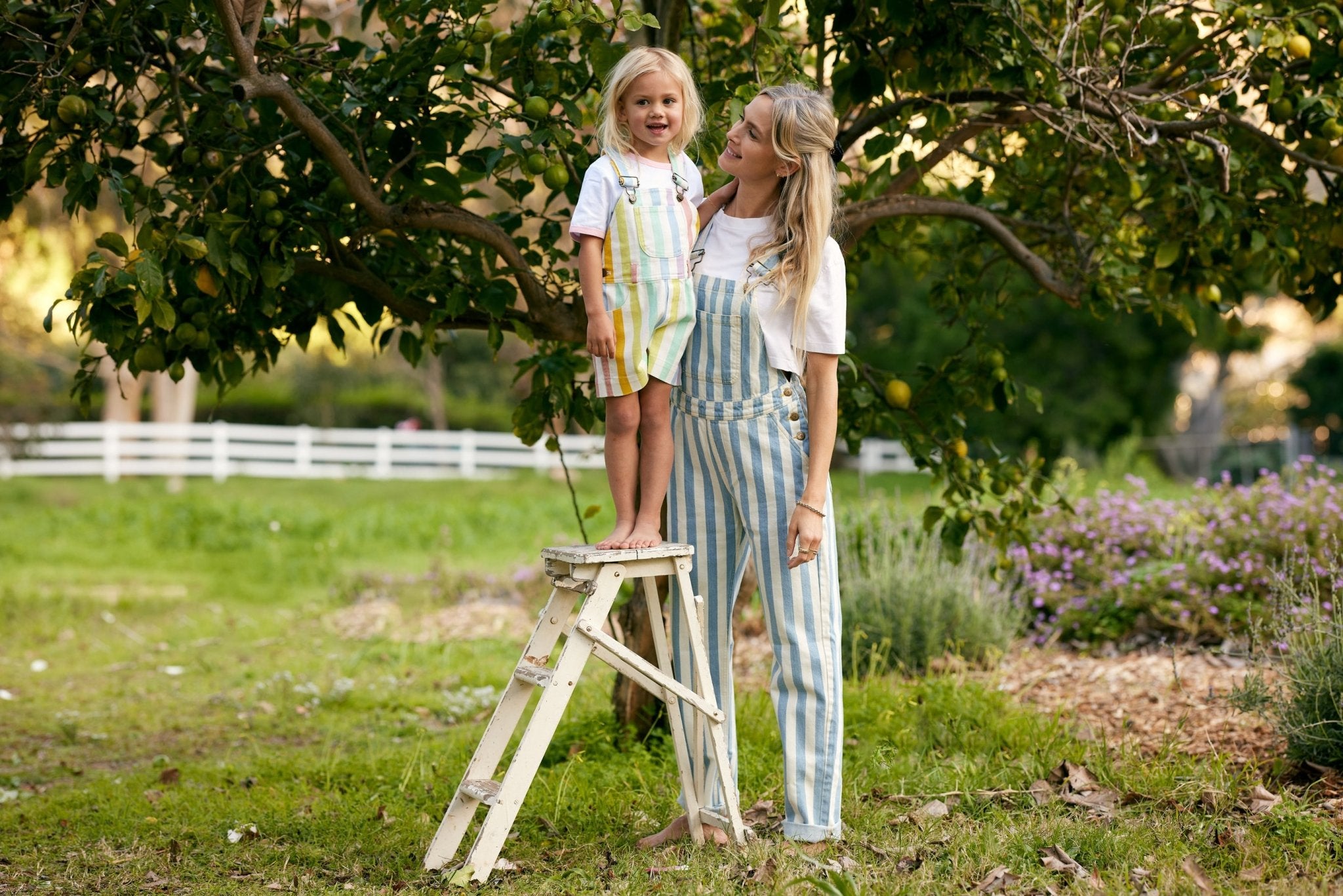 Matching outfits daughter and mother best sale